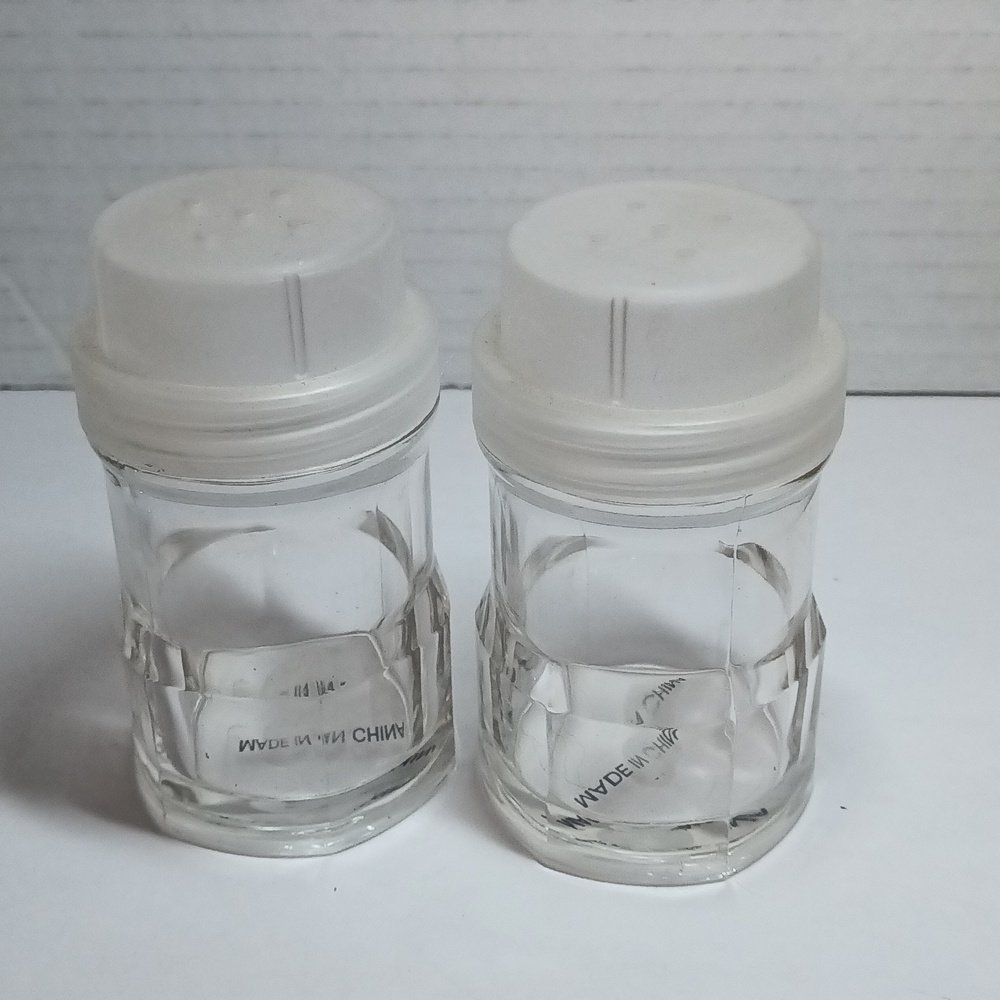 Two Simple Houseware Clear Glass Spice Jars Bottles